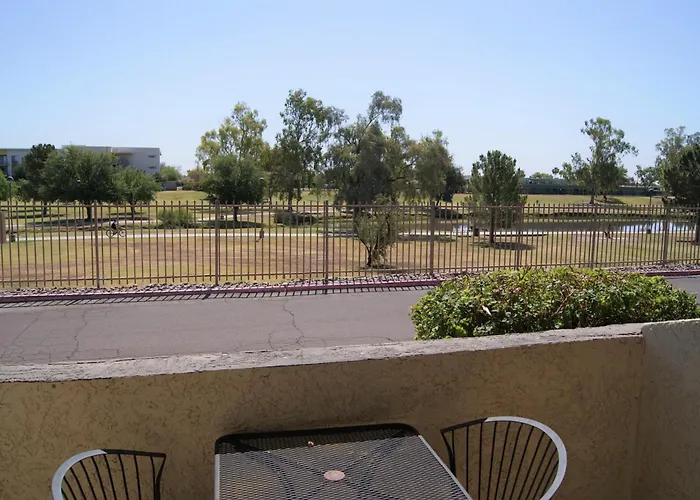 136 Fully Furnished, Amenities Galore * Scottsdale