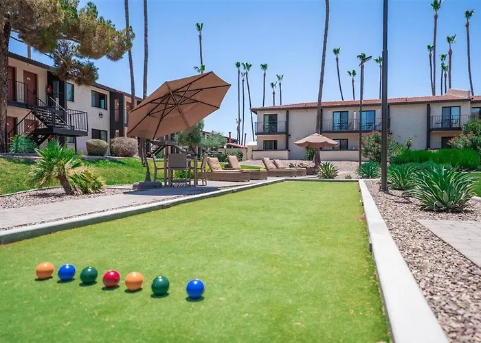 136 Fully Furnished, Amenities Galore *