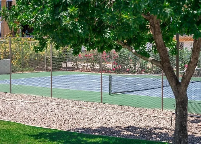 136 Fully Furnished, Amenities Galore Apartament *